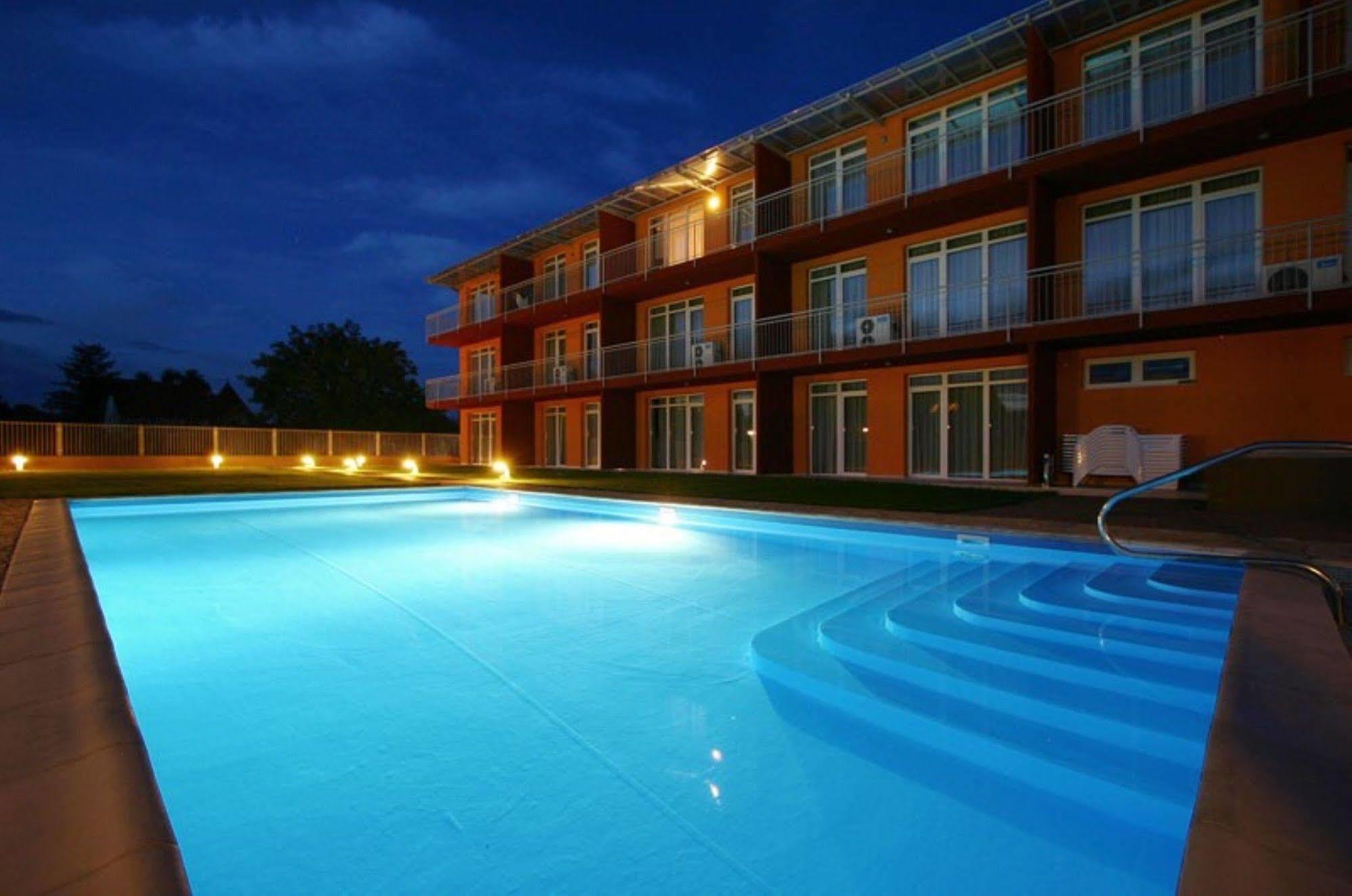 Kehida Family Resort Kehidakustany Ngoại thất bức ảnh