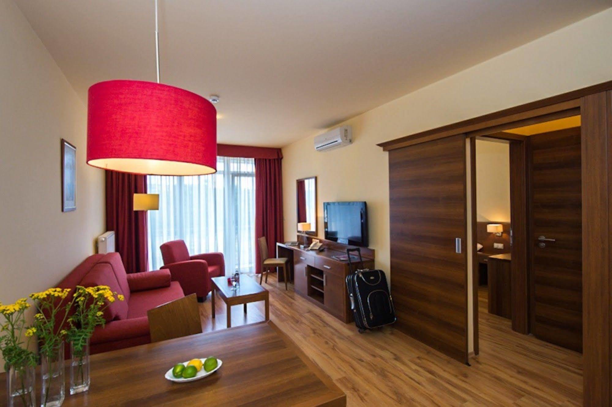 Kehida Family Resort Kehidakustany Ngoại thất bức ảnh